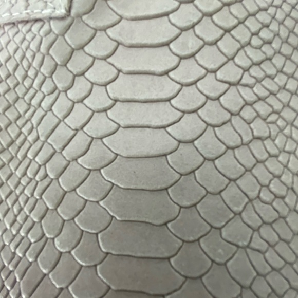 Faux Snakeskin Leather Adjustable Tote - Picture 7 of 13